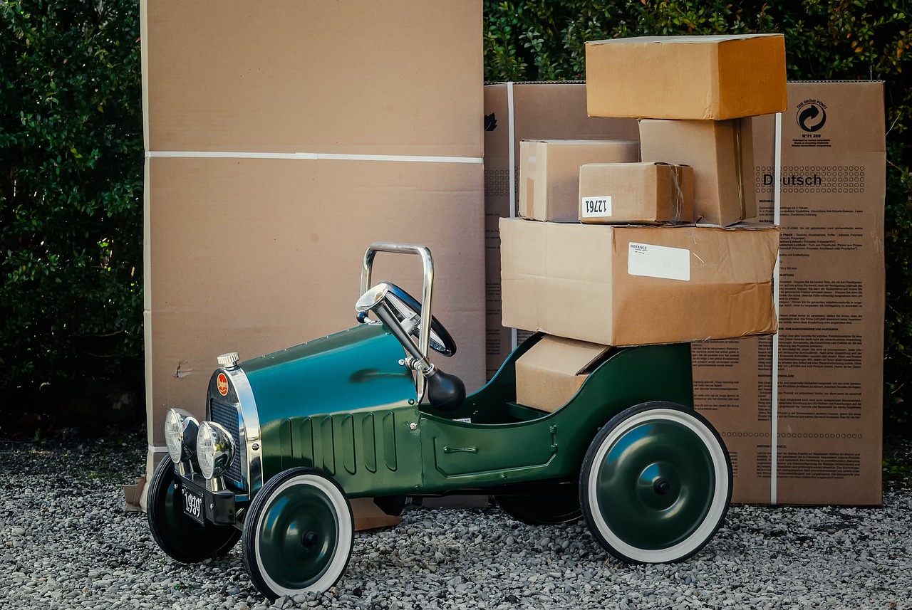 Cargo van delivery service